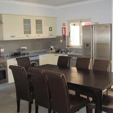 Villa Pires *